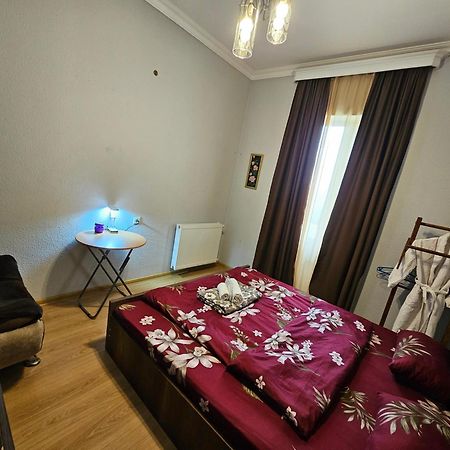 Guesthouse different Tbilissi Extérieur photo