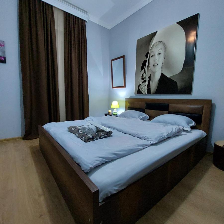 Guesthouse different Tbilissi Extérieur photo