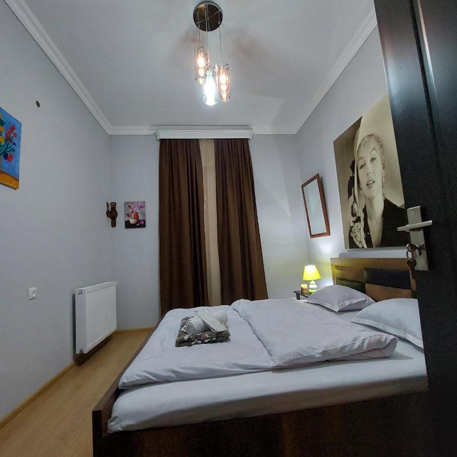 Guesthouse different Tbilissi Extérieur photo
