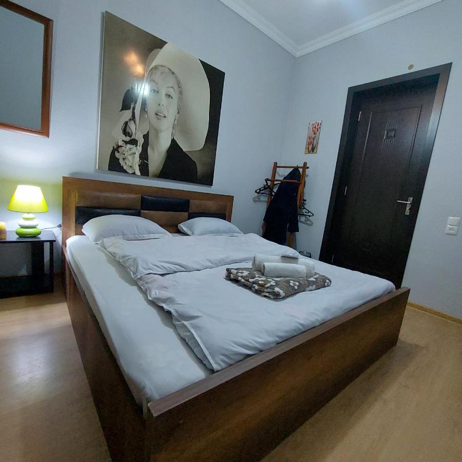 Guesthouse different Tbilissi Extérieur photo