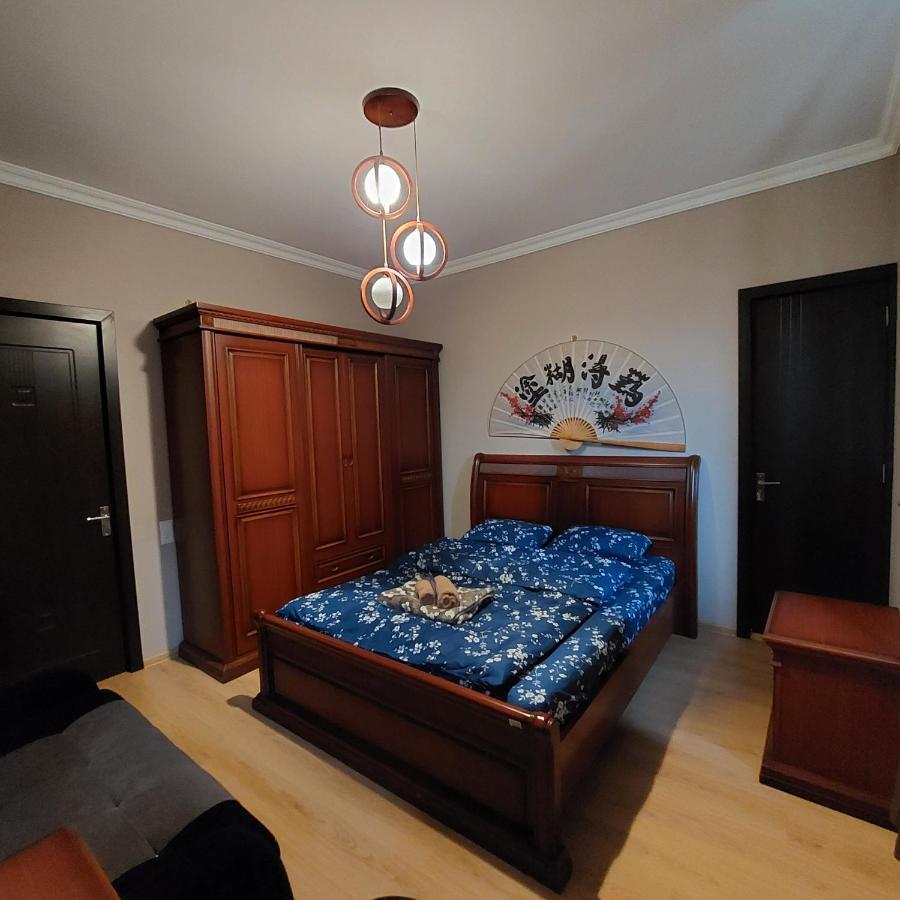 Guesthouse different Tbilissi Extérieur photo