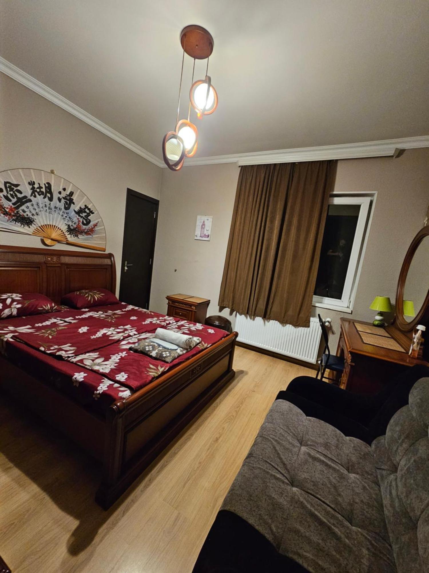 Guesthouse different Tbilissi Extérieur photo
